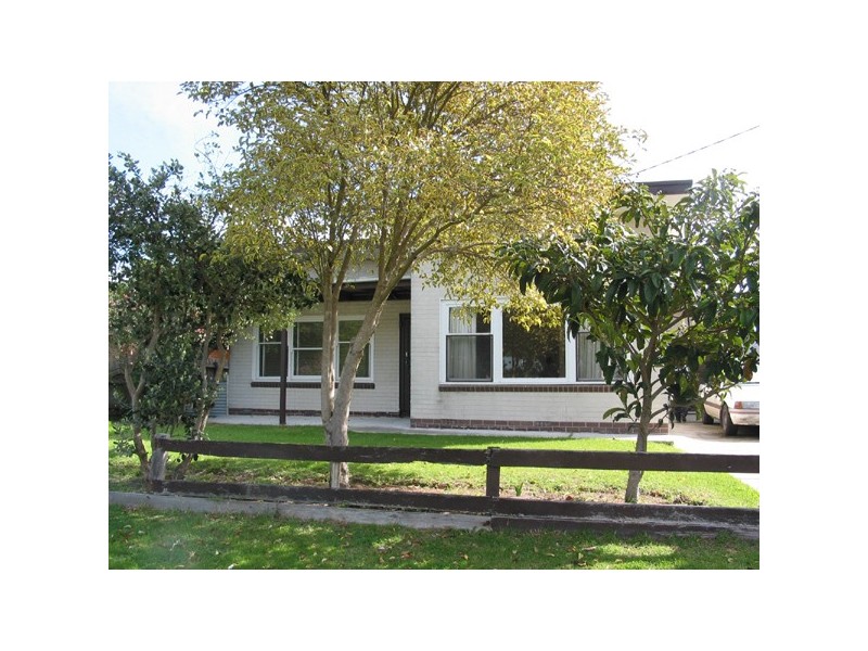 24 Potton Avenue, Rosebud VIC 3939