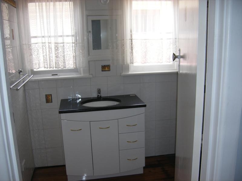 12 Fifth Avenue, Rosebud VIC 3939