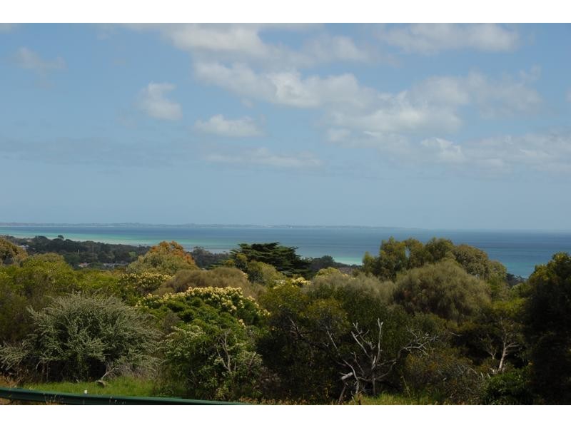 87 Bayview Road, Mccrae VIC 3938