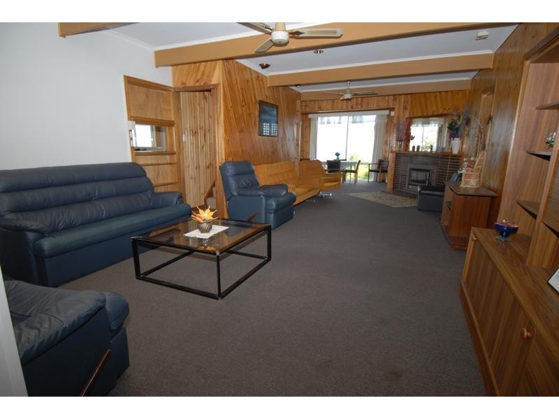 87 Bayview Road, Mccrae VIC 3938