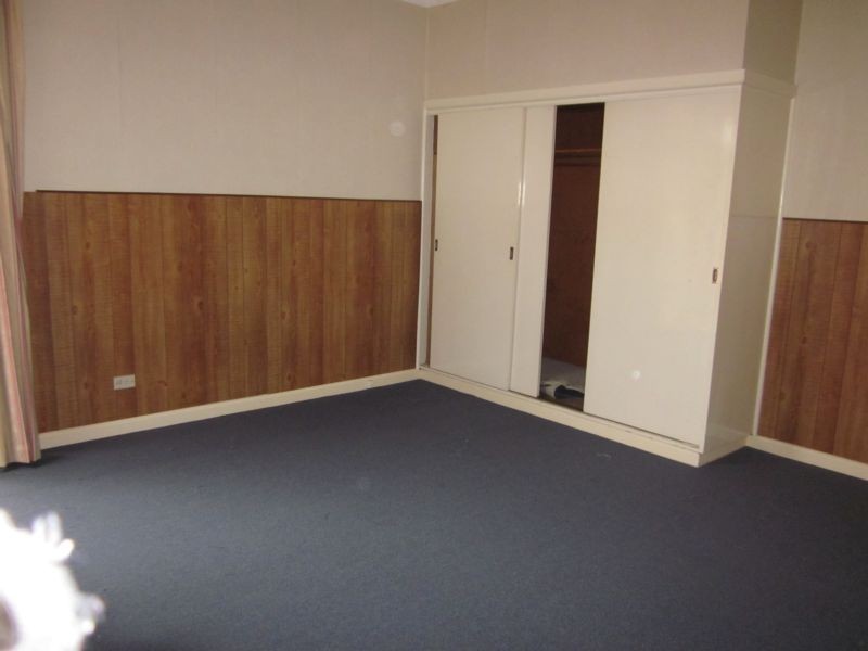 77 South Road, Rosebud VIC 3939