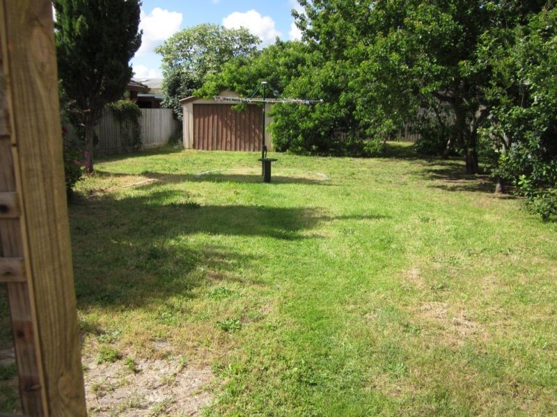 77 South Road, Rosebud VIC 3939