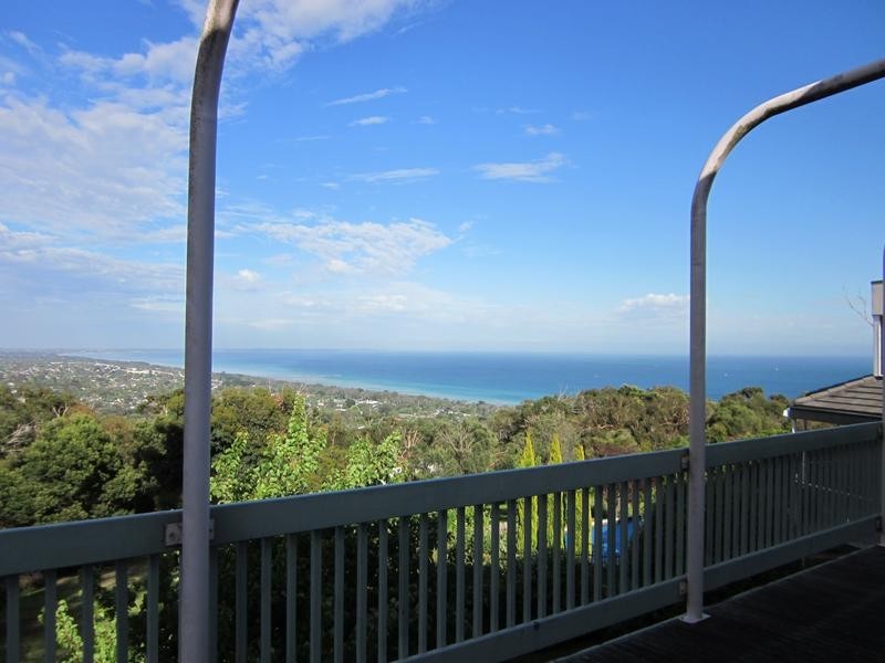 16 Parkes Street, Mccrae VIC 3938