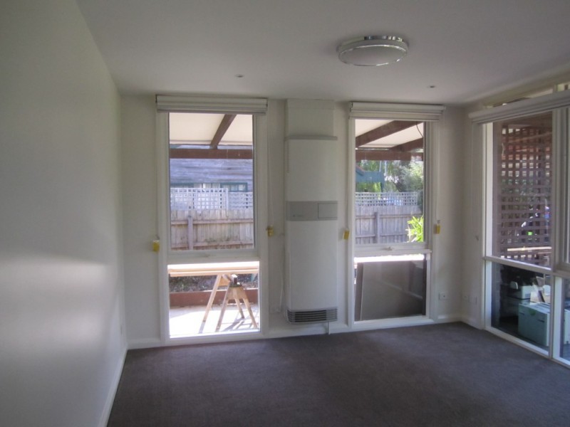 12 Laurens Street, Rosebud VIC 3939