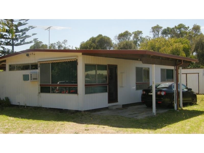 3 Boronia Avenue, Rosebud West VIC 3940