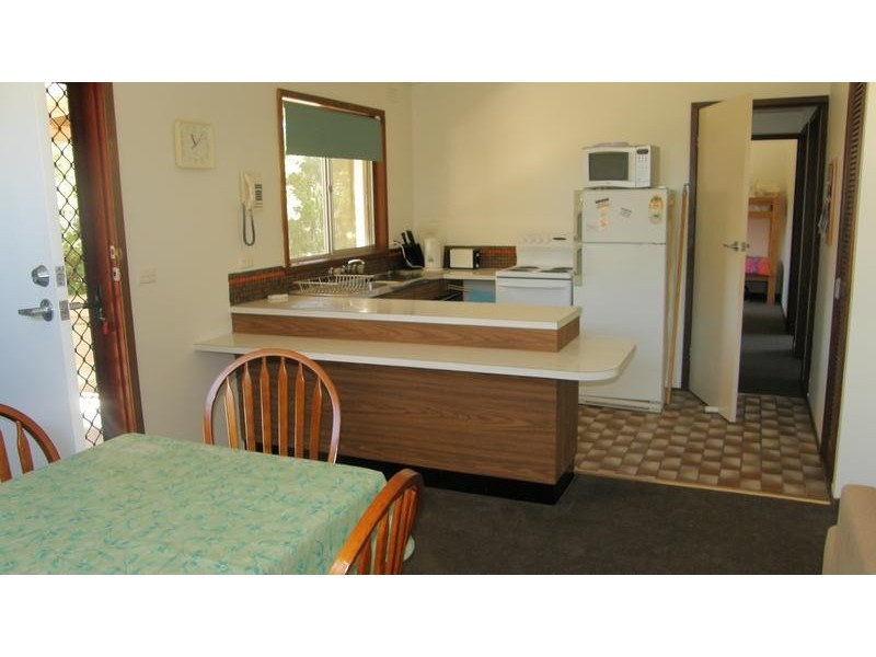 3 Boronia Avenue, Rosebud West VIC 3940