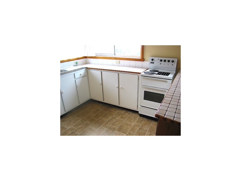 88 Fifth Avenue, Rosebud VIC 3939