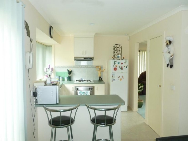 5 Sixth Avenue, Rosebud VIC 3939