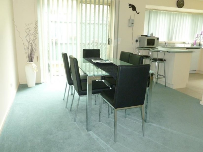 5 Sixth Avenue, Rosebud VIC 3939