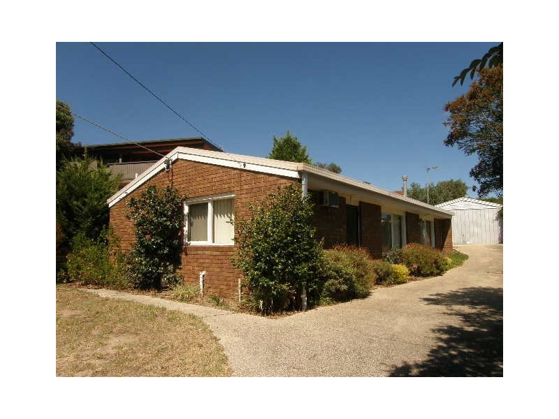 11 Attuna Crescent, Rosebud West VIC 3940