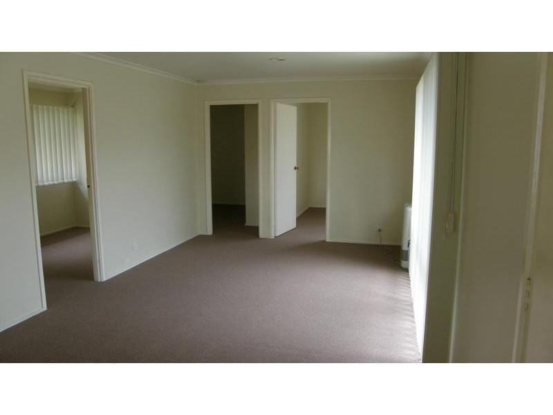 11 Attuna Crescent, Rosebud West VIC 3940