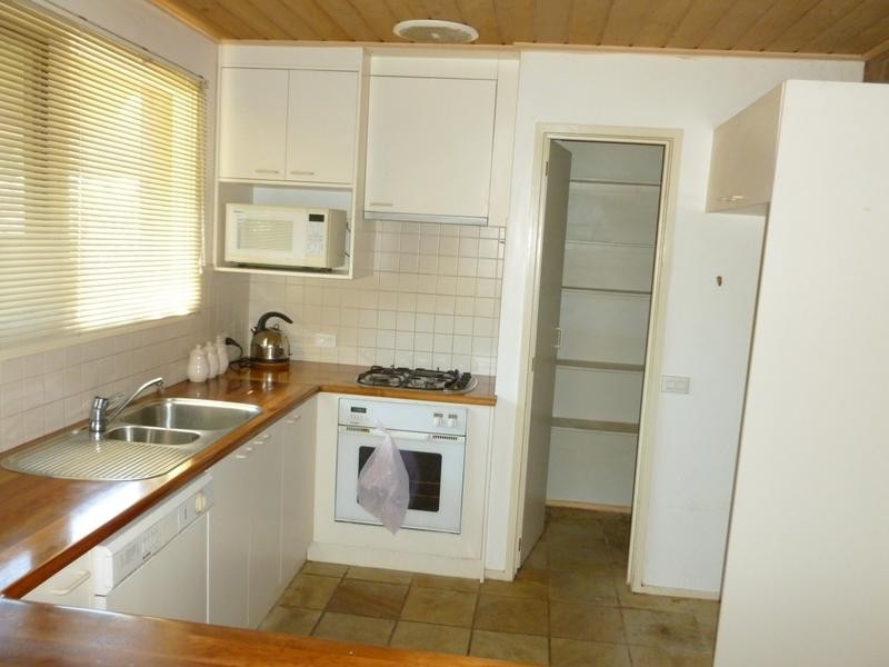 109 Elizabeth Drive, Rosebud VIC 3939