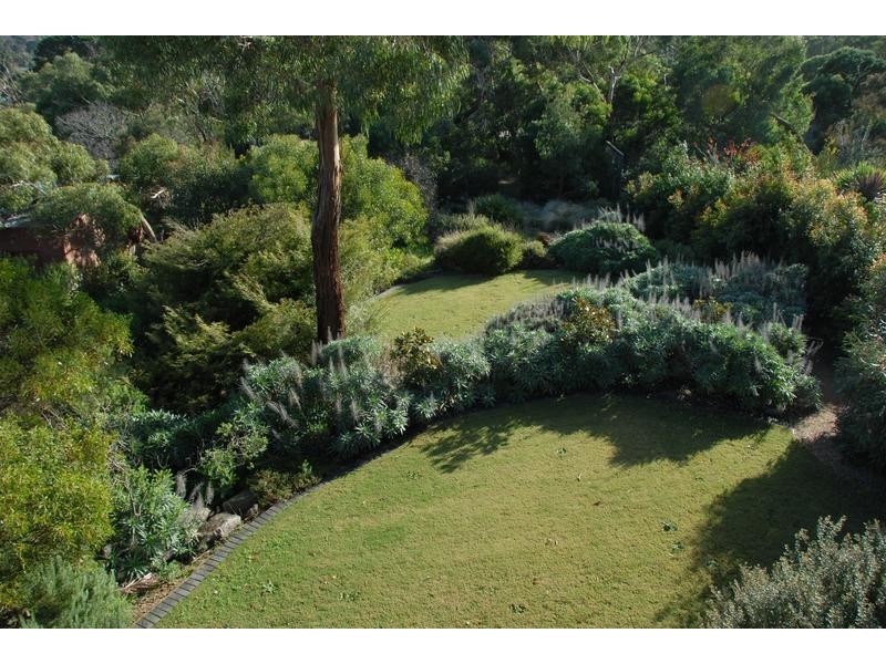 18 Somers Avenue, Mccrae VIC 3938