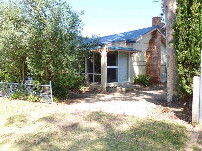 7 Marks Avenue, Rosebud VIC 3939