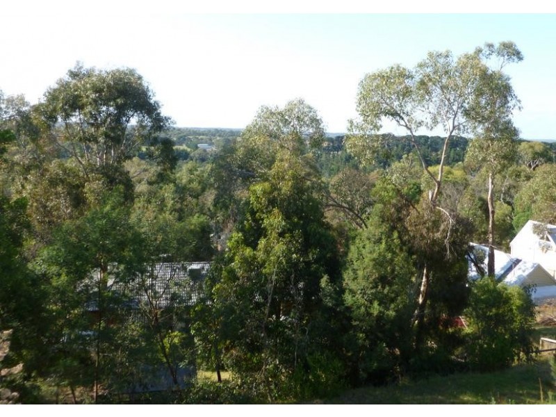 10 Station Street, Mount Eliza VIC 3930