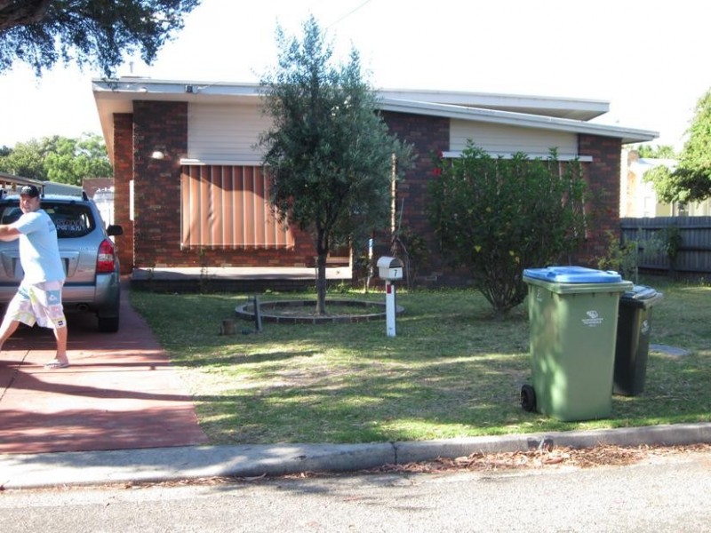 7 Dalgeish Avenue, Rosebud West VIC 3940