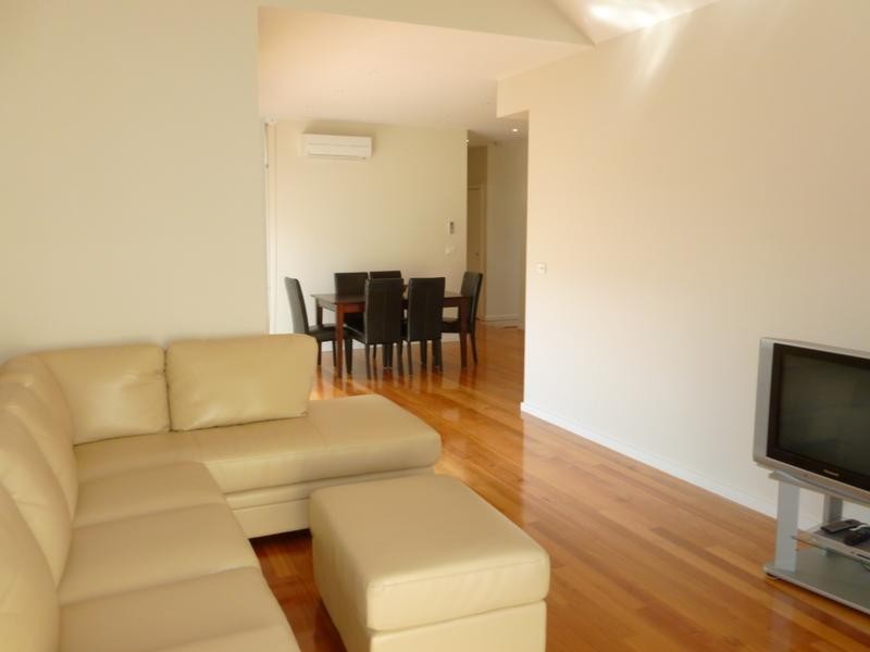 2/11 Tassel Road, Safety Beach VIC 3936