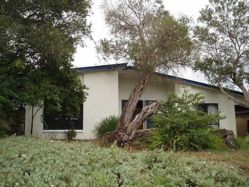 26 Chatfield Avenue, Rosebud West VIC 3940