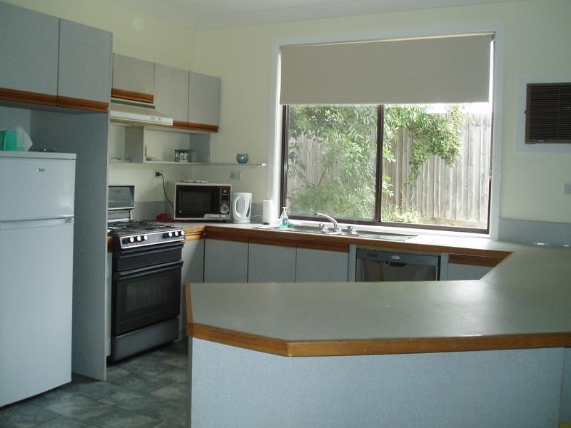 26 Chatfield Avenue, Rosebud West VIC 3940