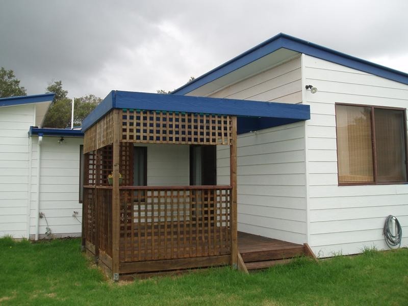 26 Chatfield Avenue, Rosebud West VIC 3940