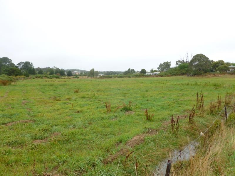 223-245 Joseph Street, Canadian VIC 3350