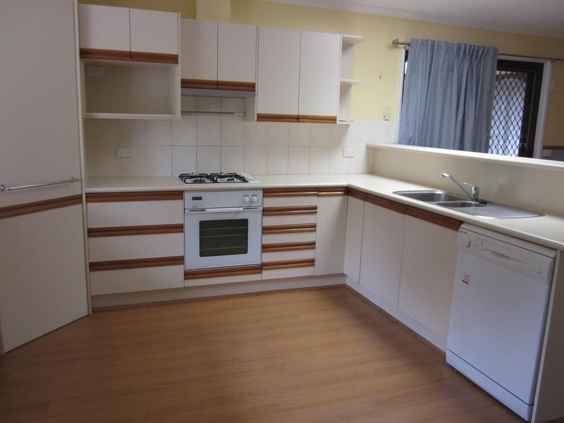 68 Ashenden Square, Rosebud VIC 3939