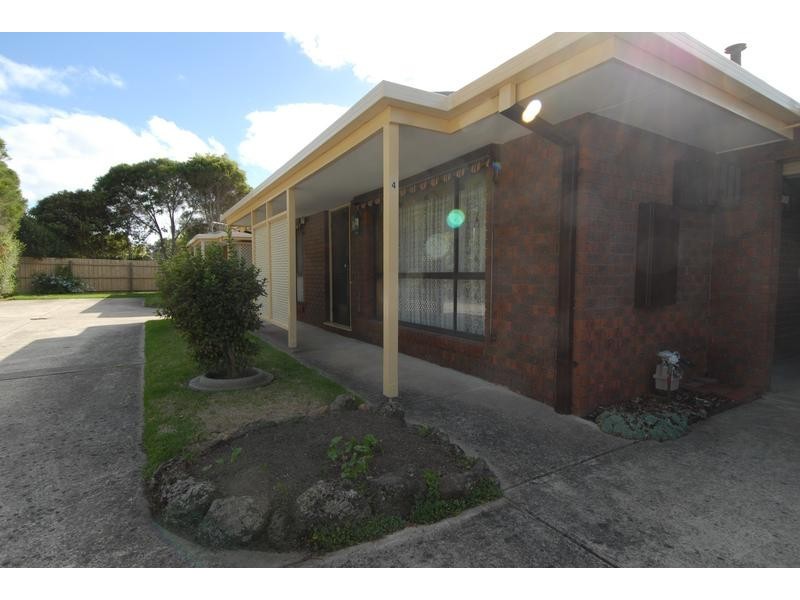 4/36 Rosemore Road, Rosebud VIC 3939