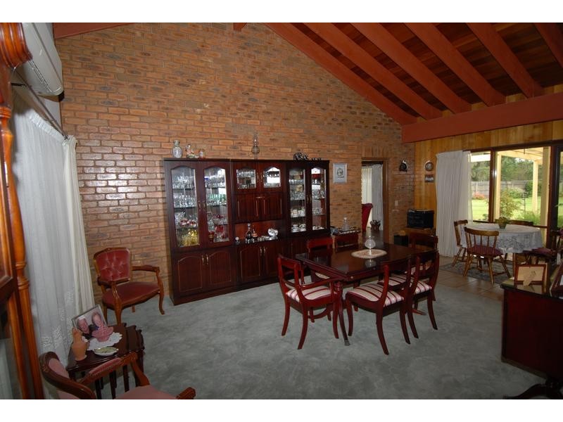 8 Cleek Crescent, Rosebud VIC 3939