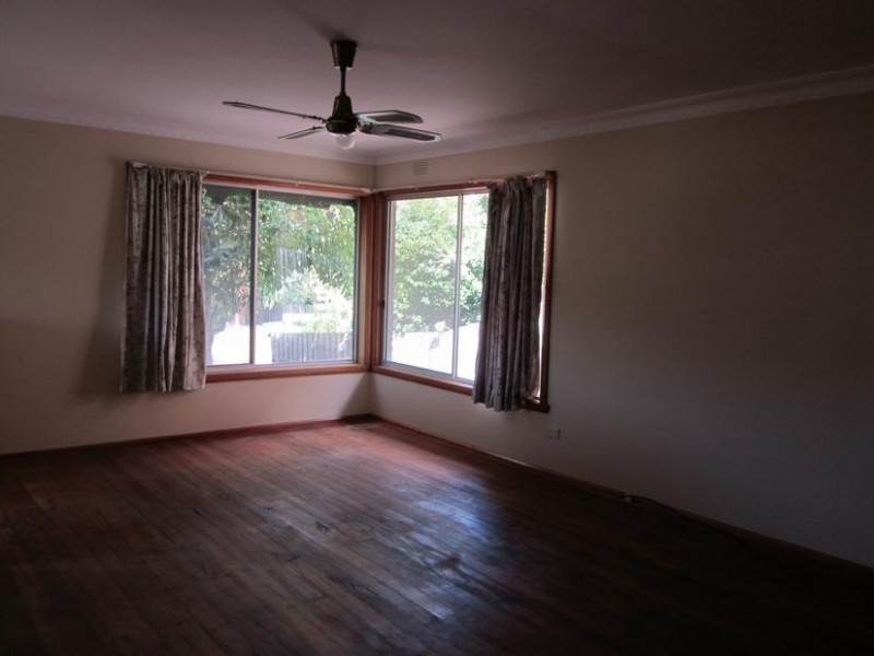 88 Fifth Avenue, Rosebud VIC 3939