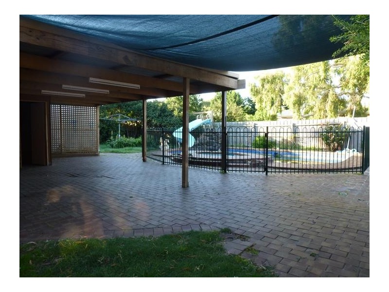 113 Boneo Road, Rosebud VIC 3939