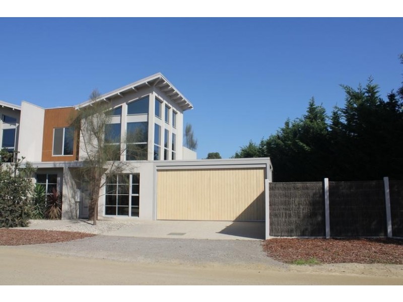 6 Parkmore Road, Rosebud VIC 3939