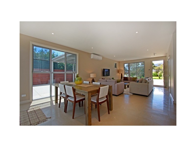 6 Parkmore Road, Rosebud VIC 3939