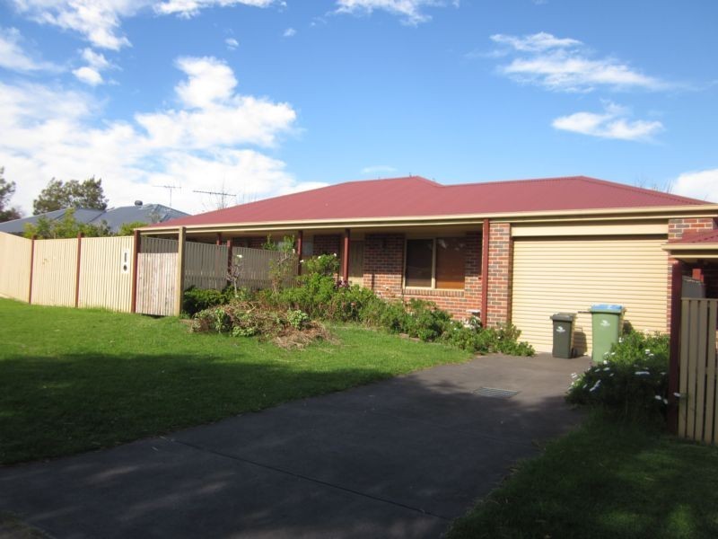 4 Lea Way, Rosebud VIC 3939