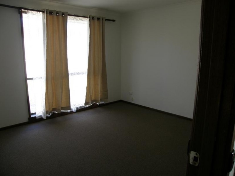 48 Hove Road, Rosebud VIC 3939