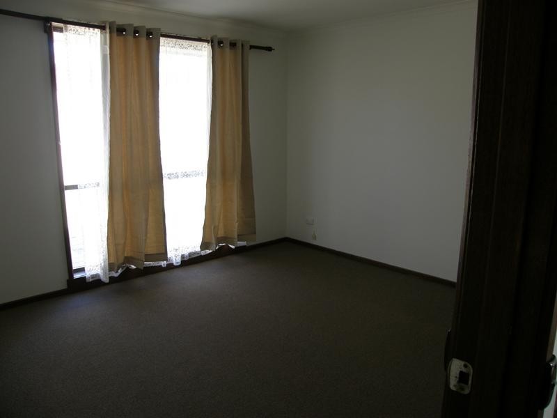 48 Hove Road, Rosebud VIC 3939