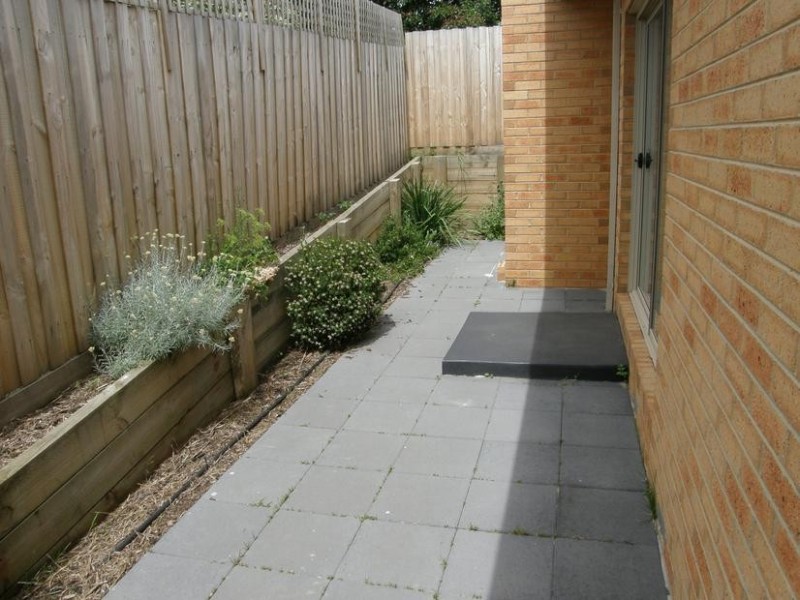 2/50 Austin Avenue, Mccrae VIC 3938