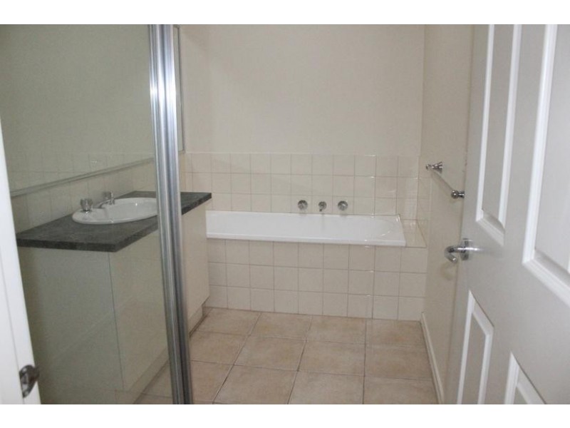 3/31 The Avenue, Mccrae VIC 3938