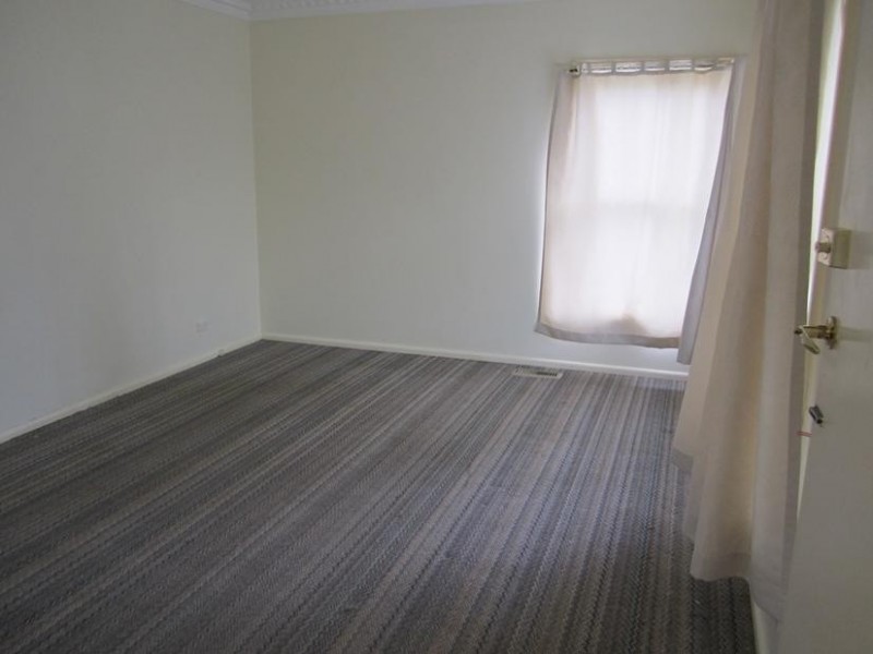 81 First Avenue, Rosebud VIC 3939