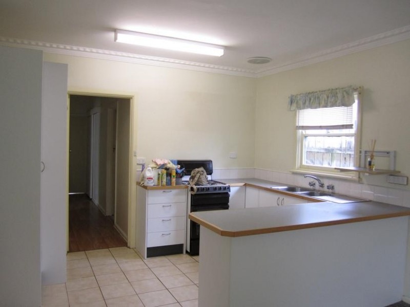 81 First Avenue, Rosebud VIC 3939