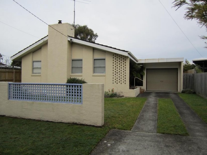 14 Laurens Street, Rosebud VIC 3939