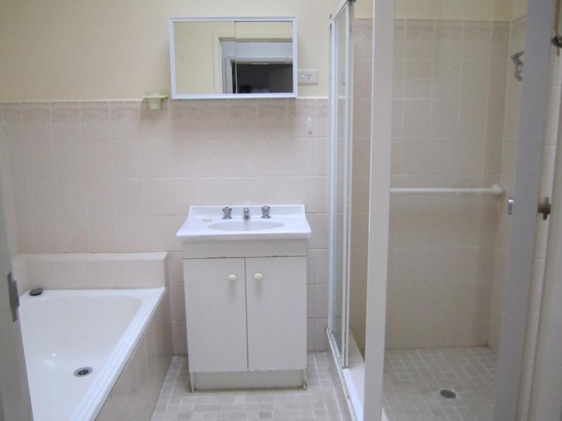 14 Laurens Street, Rosebud VIC 3939