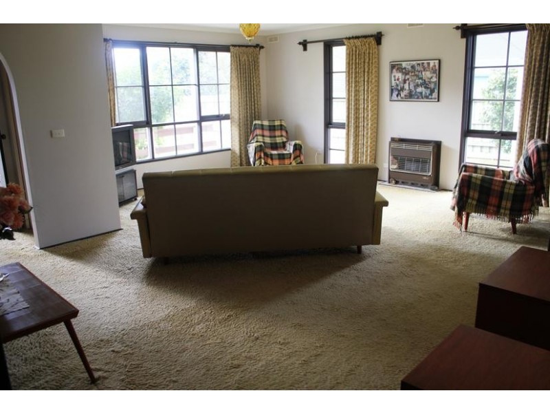 13 Tern Avenue, Rosebud West VIC 3940