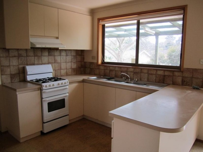 36 Denholm Street, Rosebud VIC 3939