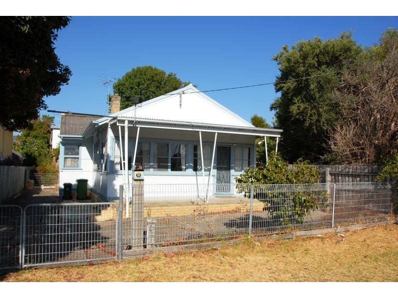 9 Third Avenue, Rosebud VIC 3939