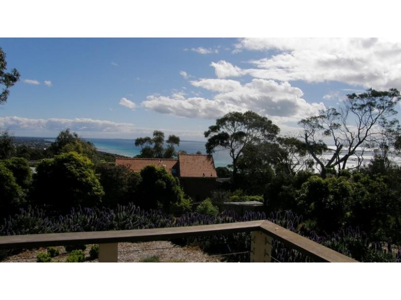 2 Alexander Parade, Mccrae VIC 3938