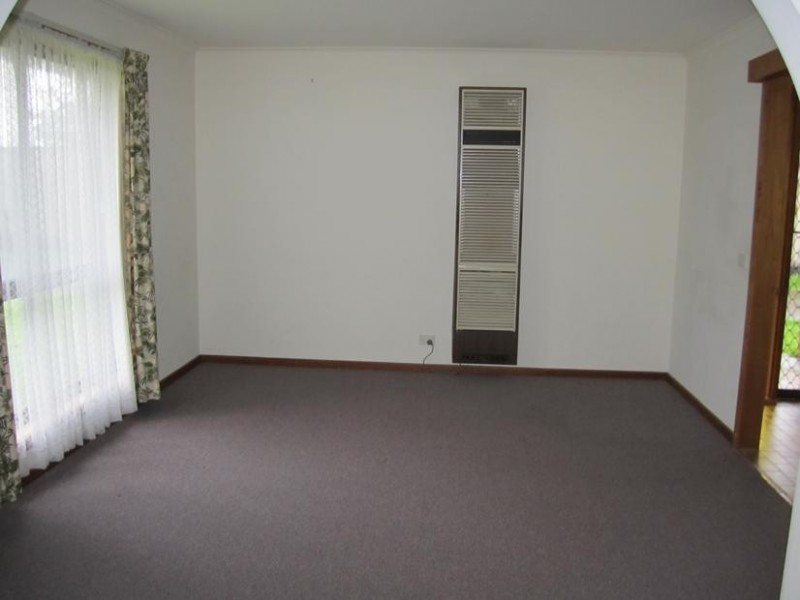 1/6 Cairns Street, Rosebud VIC 3939