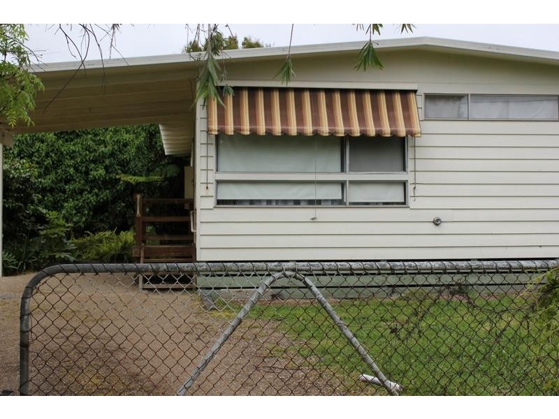 23 Attuna Crescent, Rosebud VIC 3939