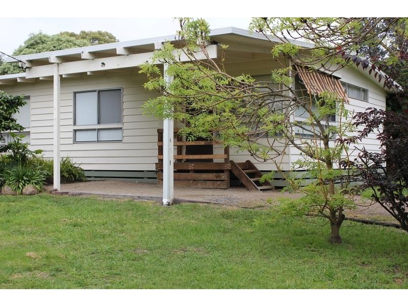 23 Attuna Crescent, Rosebud VIC 3939