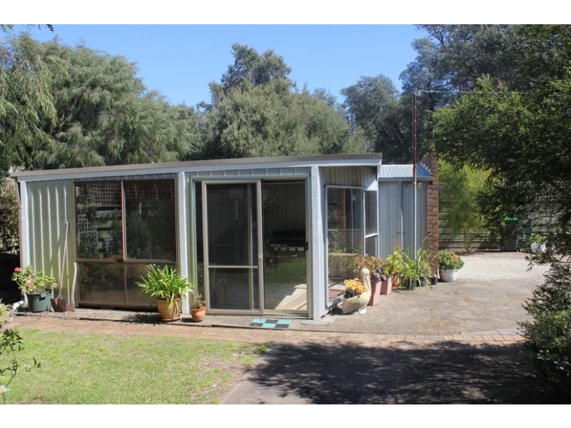 22 Burdett Street, Tootgarook VIC 3941