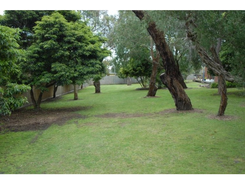 22 Leichardt Street, Mccrae VIC 3938